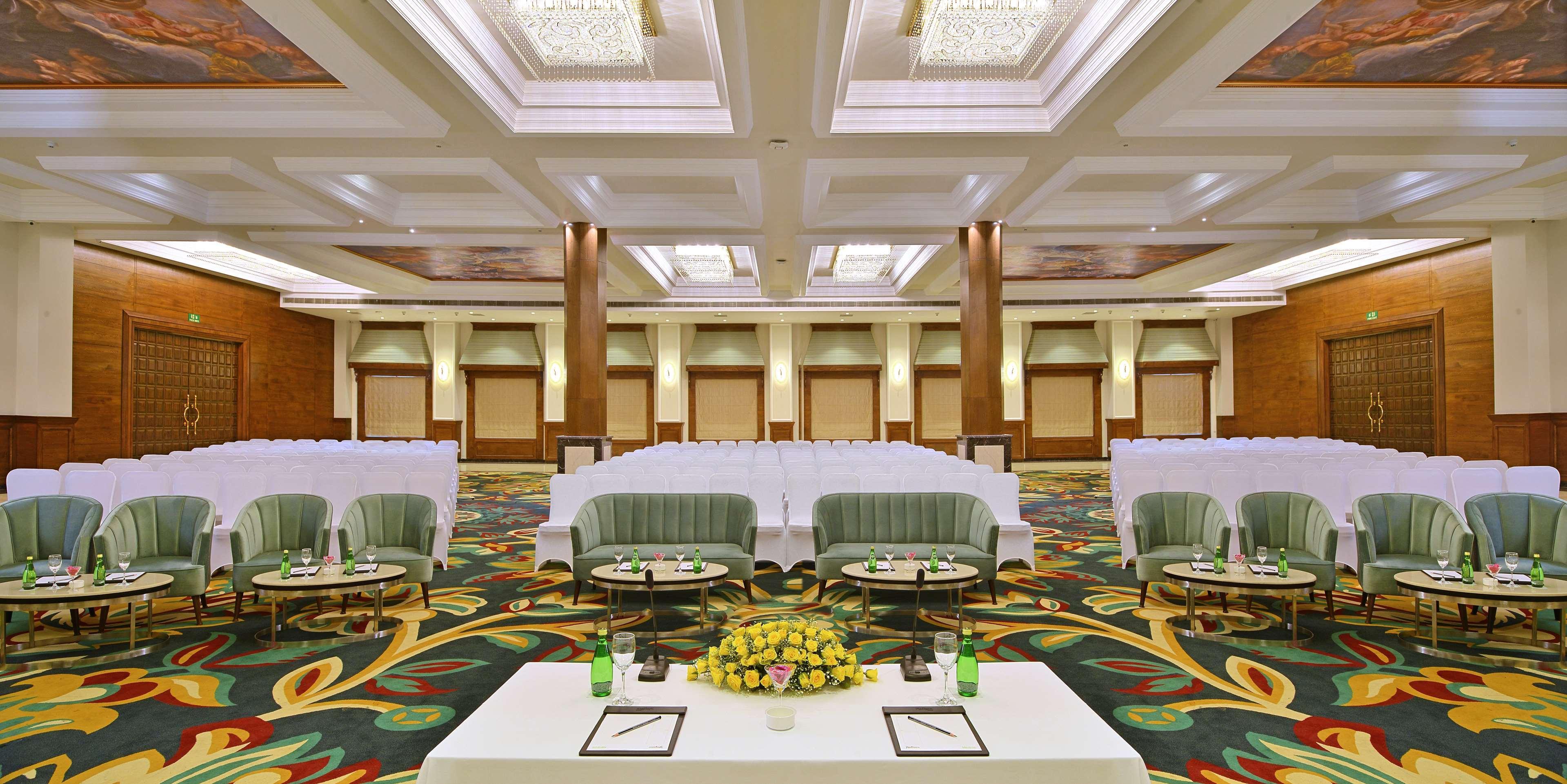 Radisson Chandigarh Zirakpur Esterno foto The Grand Ballroom